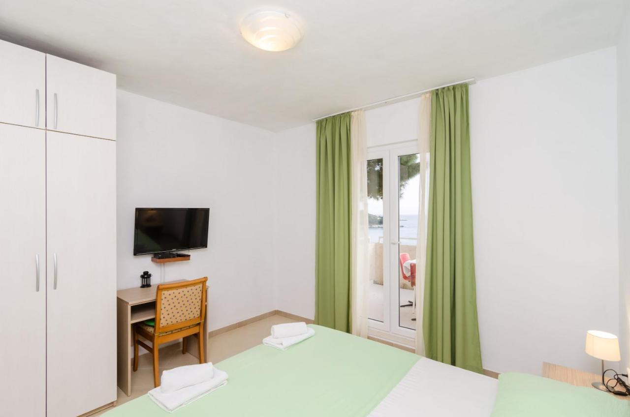 Apartments Feral Saplunara Extérieur photo