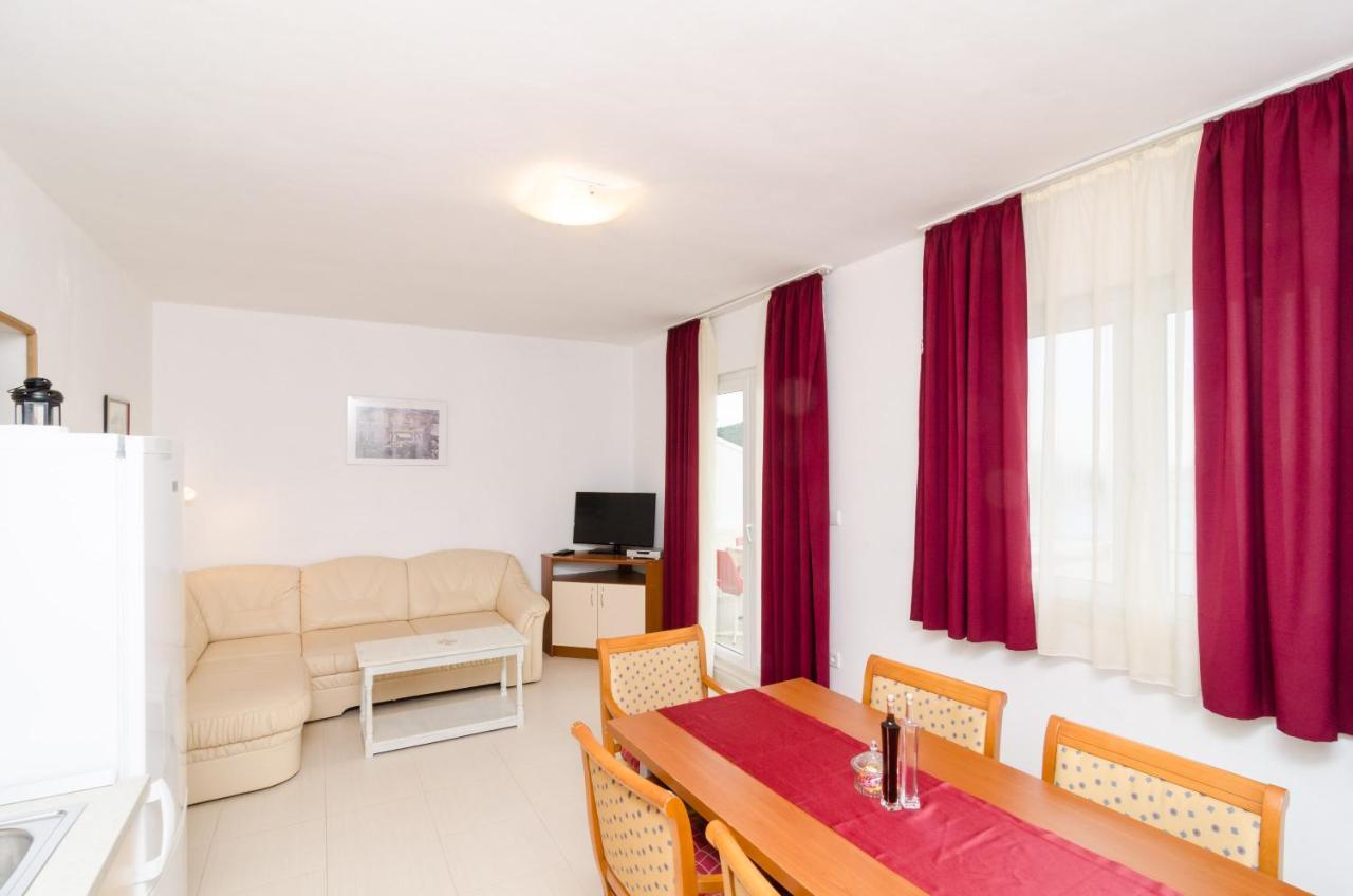 Apartments Feral Saplunara Extérieur photo